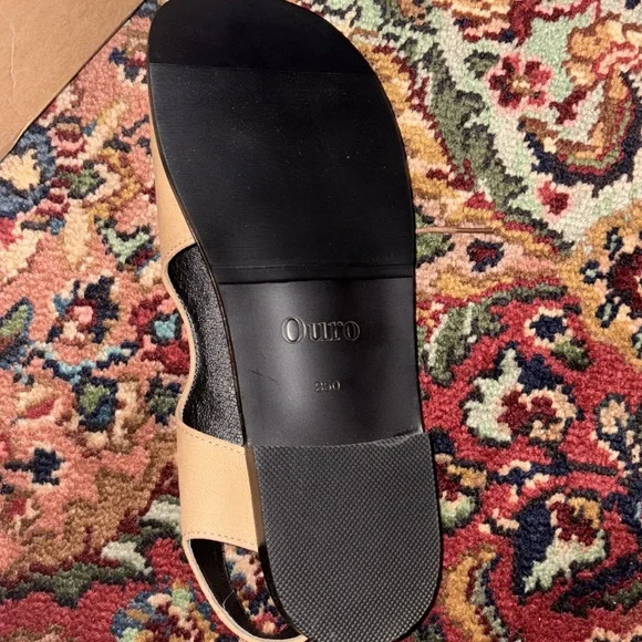 Womens Tan Tie Sandal Ouro brand size 8.5 new in box - Picture 4 of 5